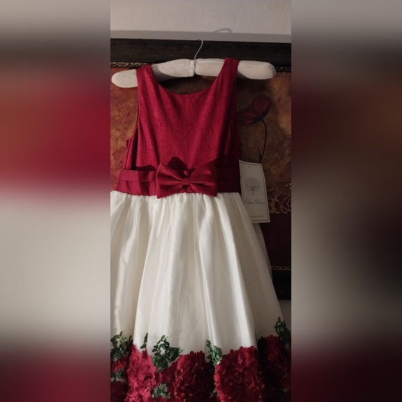 Beautiful Girl Christmas Dress